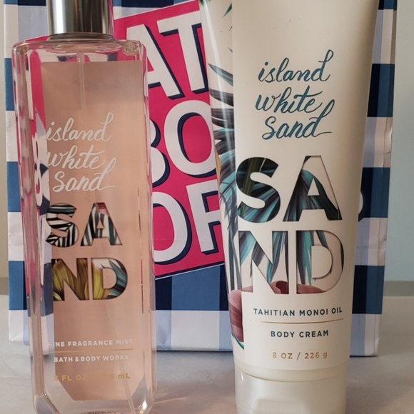 Bath & Body Works Other - 🏷sale.New! Bath & Body  spray & cream set